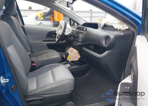 2014 Toyota Prius C Four from USA, damaged, VIN JTDKDTB31E1059467